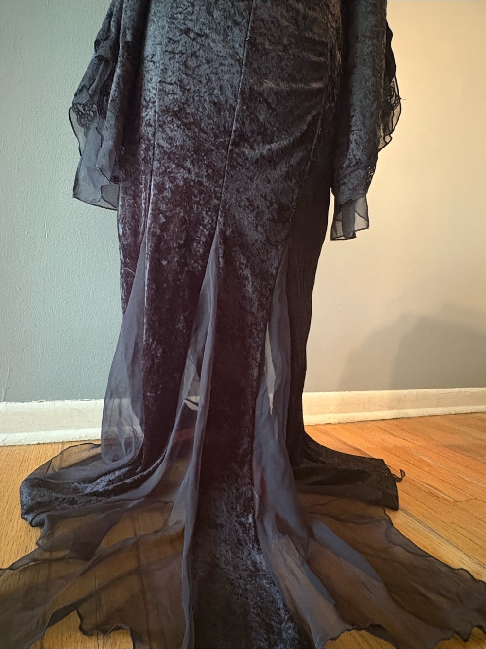 Vintage Y2K 90s Lip Service Black Velvet Lace and Sheer Bell Sleeve Maxi Dress - Picture 5 of 11